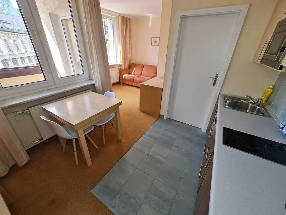 10Q - Z6 Apartment 305 바르샤바 0*,  폴란드