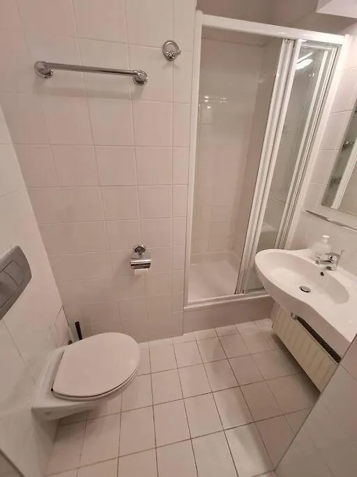 10Q - Z6 Apartment 305 바르샤바