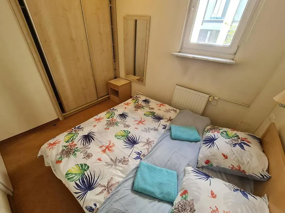 10Q - Z6 Apartment 305 바르샤바